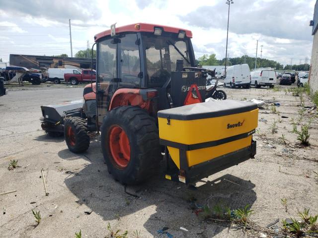 AB34567 - 2012 KUTA TRACTOR ORANGE photo 3