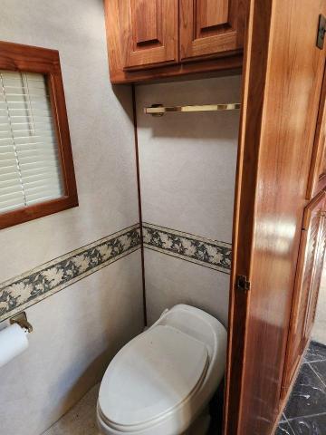 1RF12071521016701 - 2002 ROADMASTER RAIL EXECUTIVE Schwarz Foto 6