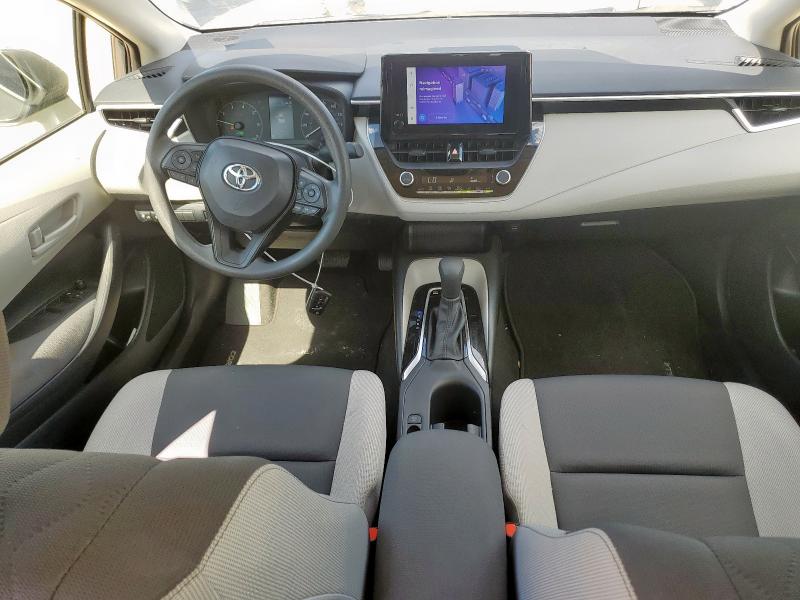 JTDBCMFE6R3054084 - 2024 TOYOTA COROLLA LE GRAY photo 8