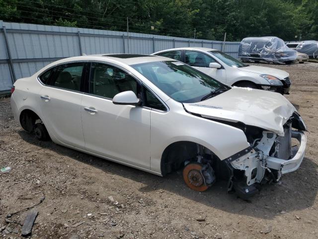 1G4PS5SK5E4208438 - 2014 BUICK VERANO WHITE photo 4