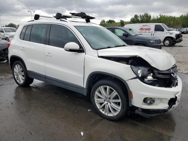 WVGBV7AX0DW535519 - 2013 VOLKSWAGEN TIGUAN S WHITE photo 4