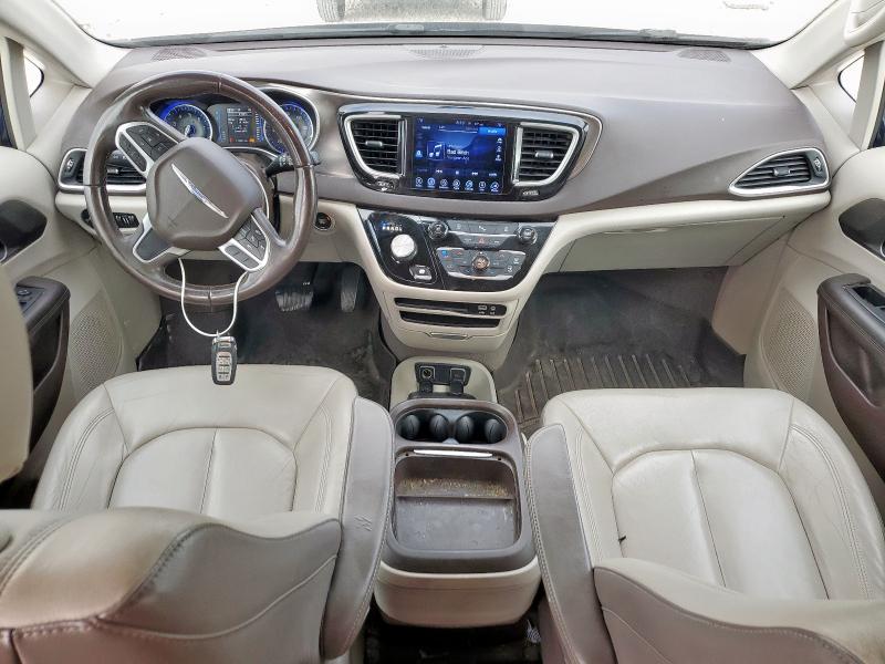 2C4RC1BG6HR720211 - 2017 CHRYSLER PACIFICA TOURING L BLUE photo 8