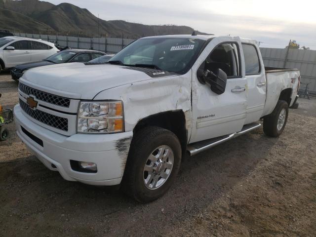 1GC1KYEG6DF227084 - 2013 CHEVROLET SILVERADO K2500 HEAVY DUTY LTZ WHITE photo 2