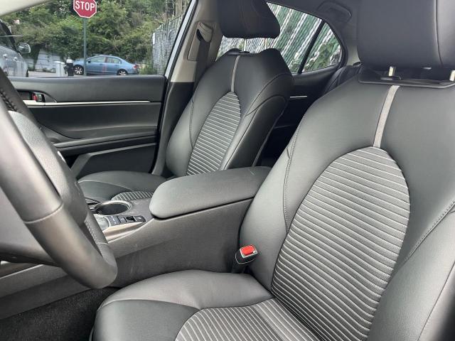 4T1G11BK2RU112204 - 2024 TOYOTA CAMRY SE NIGHT SHADE SILVER photo 5