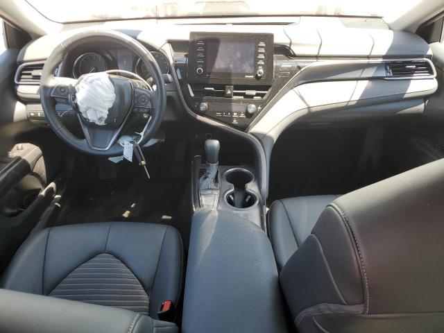 4T1G11AK6RU858706 - 2024 TOYOTA CAMRY SE NIGHT SHADE WHITE photo 8