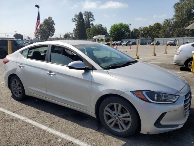 5NPD84LF9HH052257 - 2017 HYUNDAI ELANTRA SE SILVER photo 4