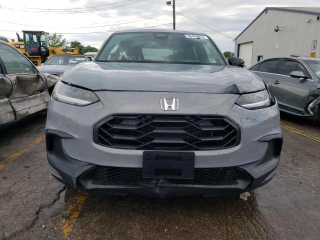 3CZRZ2H58PM750580 - 2023 HONDA HR-V SPORT GRAY photo 5