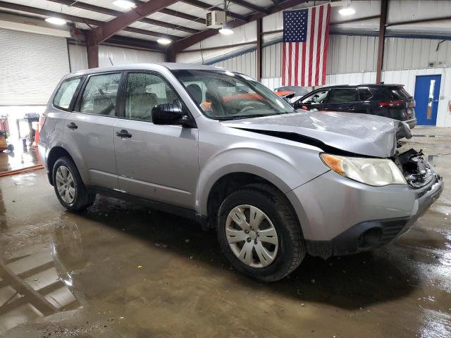 JF2SH6AC3AH717249 - 2010 SUBARU FORESTER 2.5X SILVER photo 4