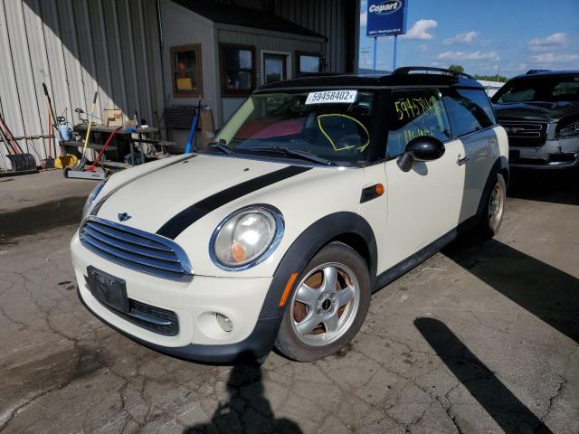 WMWZF3C53BTY00367 - 2011 MINI COOPER CLUBMAN WHITE photo 2