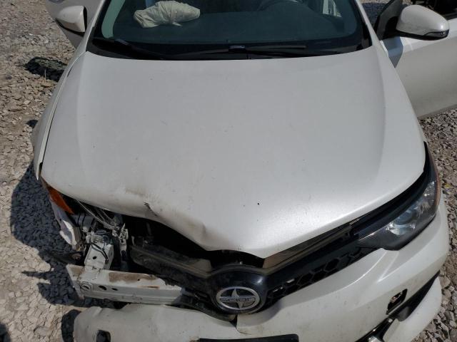 JTNKARJE4GJ509688 - 2016 TOYOTA SCION IM WHITE photo 11