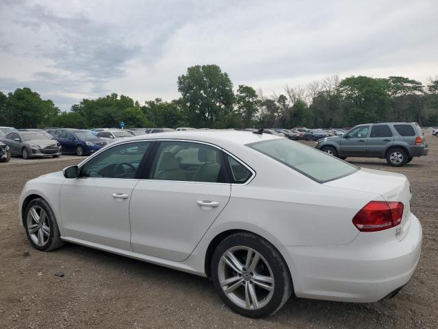 1VWBT7A30EC063121 - 2014 VOLKSWAGEN PASSAT SE WHITE photo 2