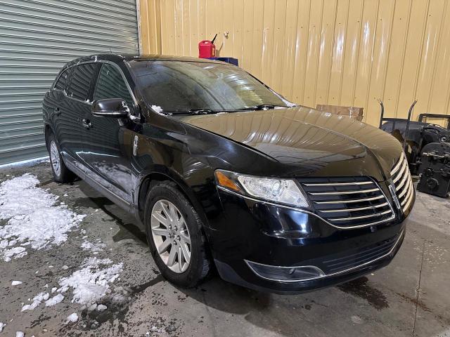 2017 LINCOLN MKT, null