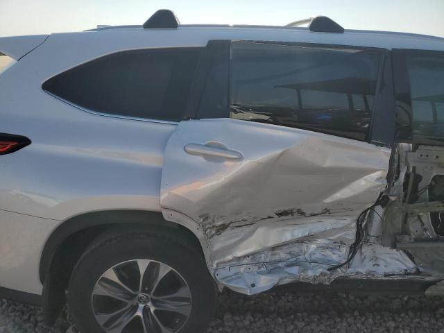 5TDHZRBH6NS165541 - 2022 TOYOTA HIGHLANDER XLE WHITE photo 10