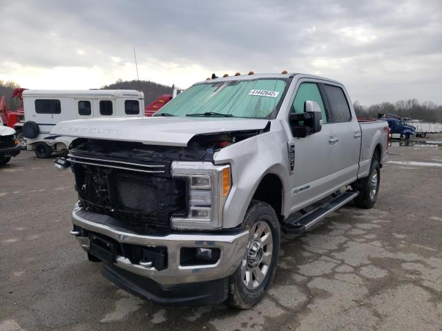 1FT8W3BTXKEE32174 - 2019 FORD F350 SUPER DUTY SILVER photo 2