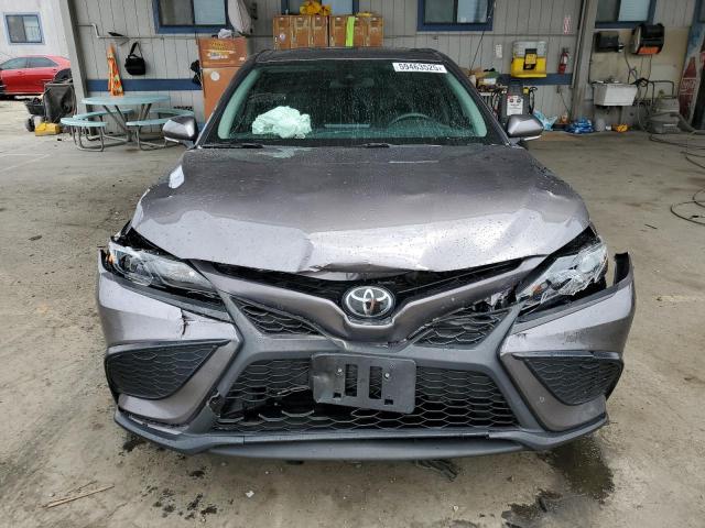 4T1G11AK6PU738658 - 2023 TOYOTA CAMRY SE NIGHT SHADE GRAY photo 5