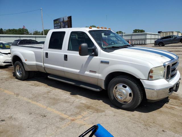 1FTWW32P15EB73718 - 2005 FORD F350 SUPER DUTY WHITE photo 4