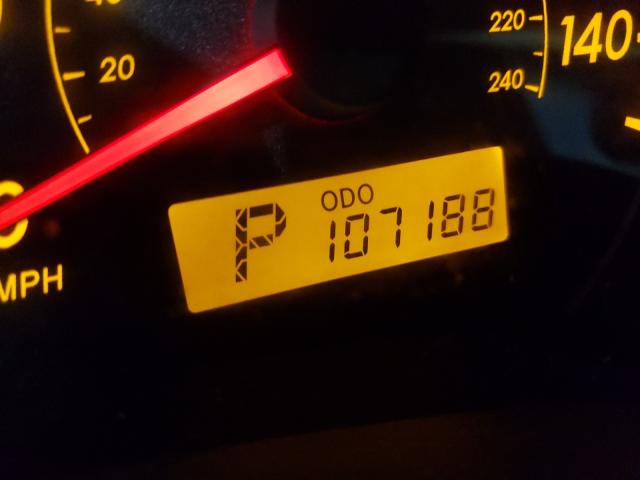 2T1BU4EE0BC658239 - 2011 TOYOTA COROLLA BASE GRAY photo 8