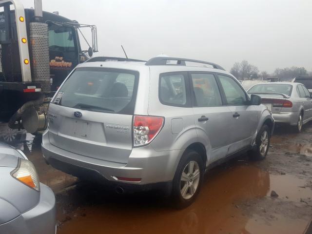 JF2SH6BC0AG917641 - 2010 SUBARU FORESTER XS  foto 4