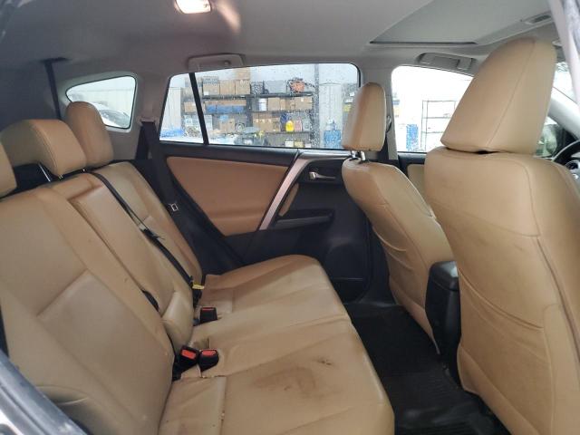 JTMWFREV4HD102388 - 2017 TOYOTA RAV4 XLE WHITE photo 11