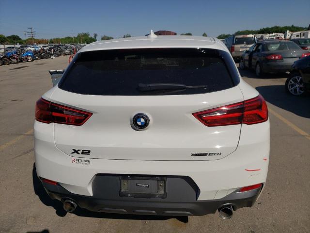 WBXYJ5C38JEF78537 - 2018 BMW X2 XDRIVE28I WHITE photo 6