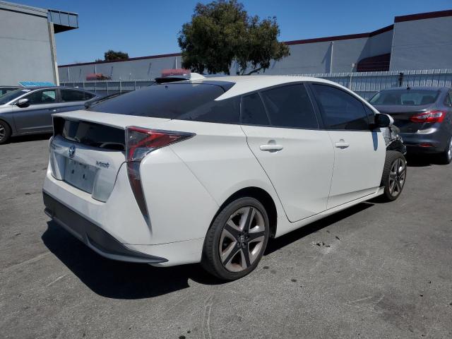 JTDKARFU2G3019842 - 2016 TOYOTA PRIUS WHITE photo 3