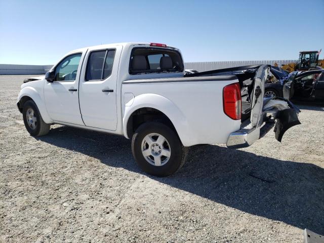 1N6AD07U16C403894 - 2006 NISSAN FRONTIER CREW CAB LE WHITE photo 2