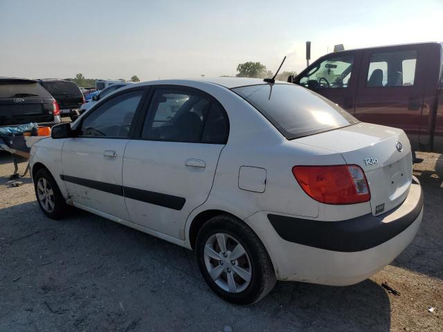 KNADE223996550102 - 2009 KIA RIO BASE WHITE photo 2