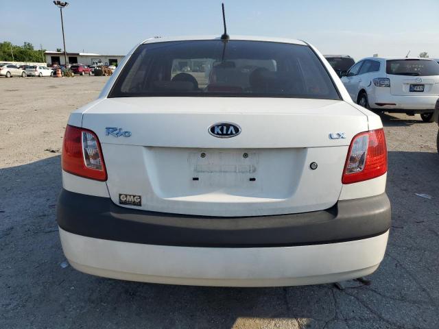 KNADE223996550102 - 2009 KIA RIO BASE WHITE photo 6