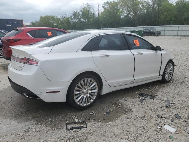 3LN6L2JK8DR809793 - 2013 LINCOLN MKZ WHITE photo 3