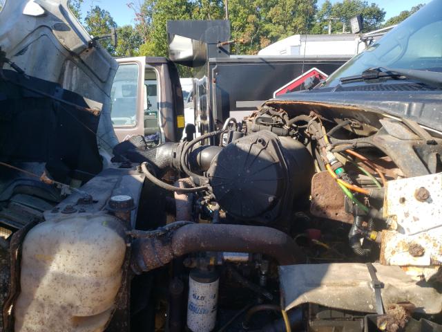 3FRXF75T77V513906 - 2007 FORD F750 SUPER DUTY WHITE photo 7