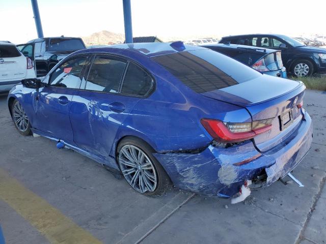 3MW5U7J08M8B86395 - 2021 BMW M340I BLUE photo 2