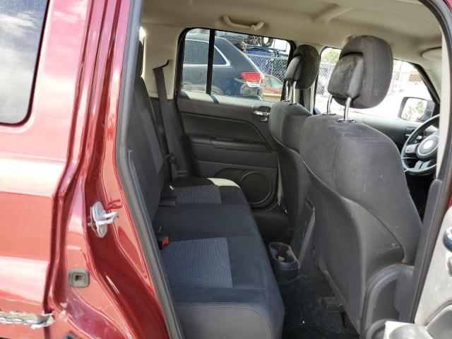 1C4NJRFB8CD556473 - 2012 JEEP PATRIOT LATITUDE RED photo 10