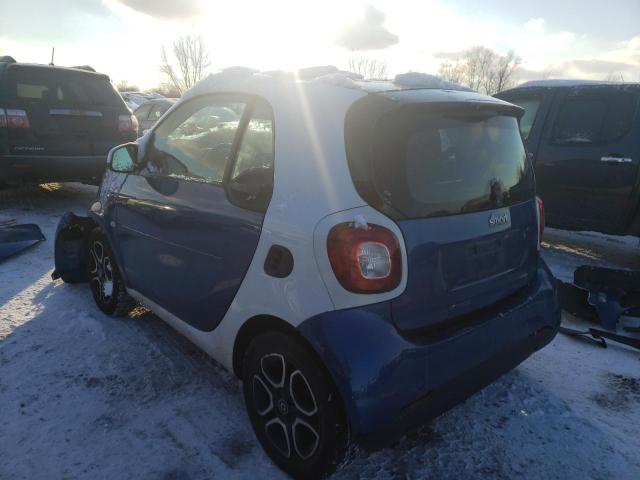 WMEFJ5DA1GK055869 - 2016 SMART FORTWO BLUE photo 3