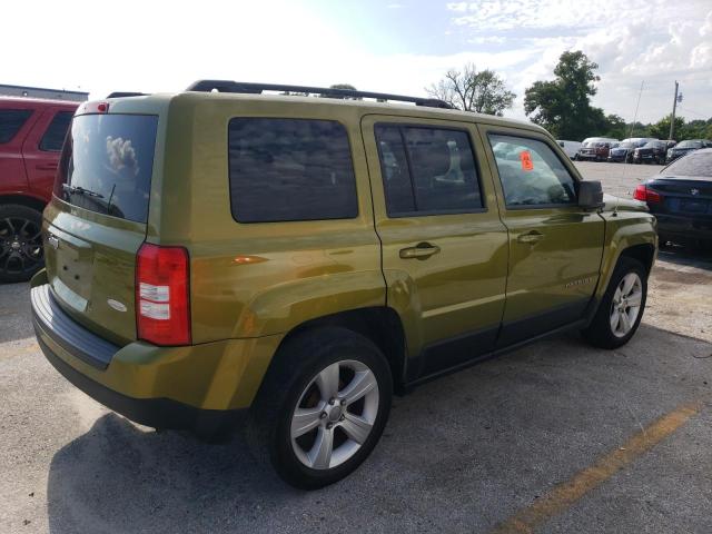 1C4NJPFB6CD664594 - 2012 JEEP PATRIOT LATITUDE GREEN photo 3