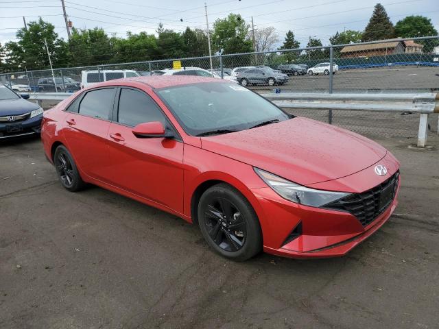 5NPLM4AG2MH048841 - 2021 HYUNDAI ELANTRA SEL RED photo 4