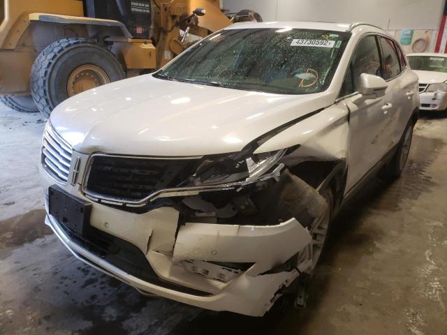 5LMTJ2AH7FUJ01752 - 2015 LINCOLN MKC WHITE photo 2