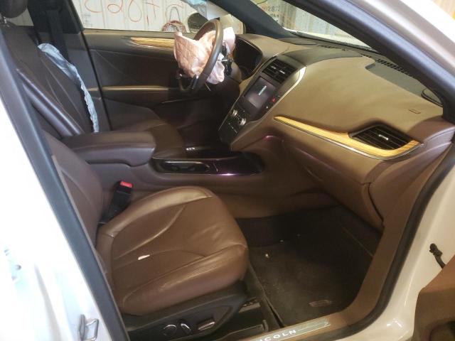 5LMTJ2AH7FUJ01752 - 2015 LINCOLN MKC WHITE photo 5