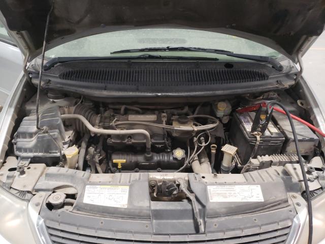 2C4GP24363R247334 - 2003 CHRYSLER TOWN & COU 银色 照片 7