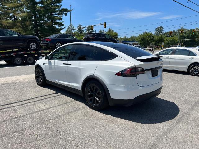 7SAXCBE6XNF331503 - 2022 TESLA MODEL X WHITE photo 3