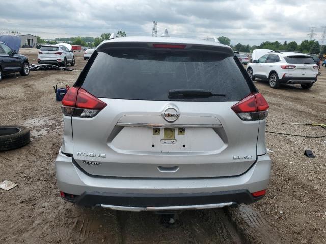 JN8AT2MV1JW320279 - 2018 NISSAN ROGUE S SILVER photo 6