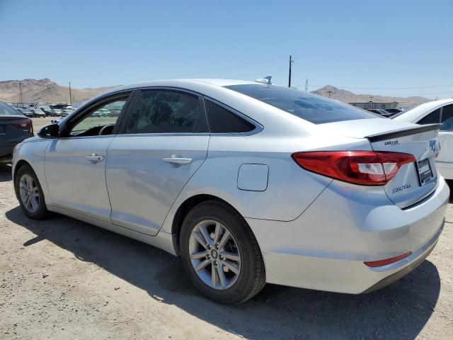 5NPE24AF2FH016366 - 2015 HYUNDAI SONATA SE SILVER photo 2