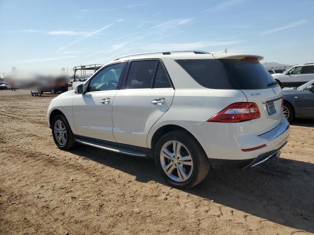 4JGDA5HB1DA172678 - 2013 MERCEDES-BENZ ML 350 4MATIC WHITE photo 2
