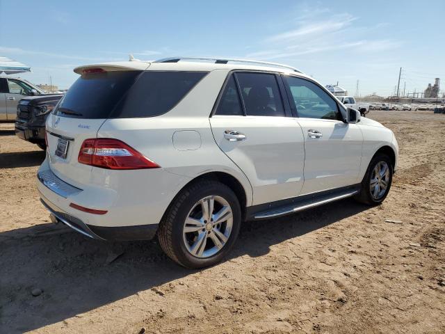 4JGDA5HB1DA172678 - 2013 MERCEDES-BENZ ML 350 4MATIC WHITE photo 3