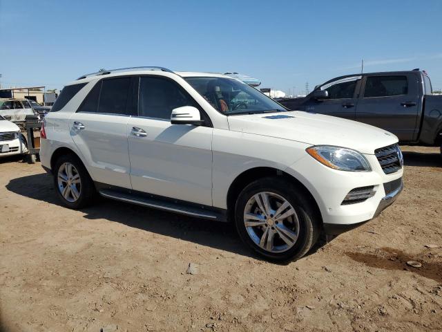 4JGDA5HB1DA172678 - 2013 MERCEDES-BENZ ML 350 4MATIC WHITE photo 4