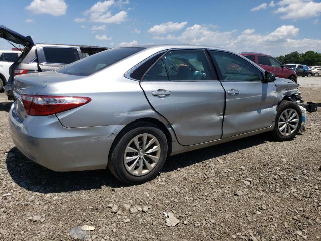 4T1BF1FK1HU689374 - 2017 TOYOTA CAMRY LE/X LE SILVER photo 3