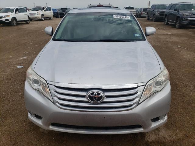 4T1BK3DB5BU430582 - 2011 TOYOTA AVALON BASE Gümüş foto 5
