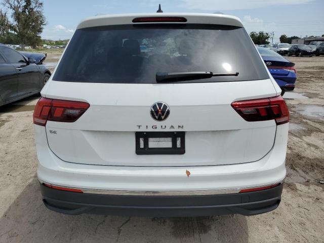 3VV3B7AX9NM016697 - 2022 VOLKSWAGEN TIGUAN SE WHITE photo 6