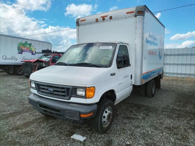 1FDWE35L84HB18526 - 2004 FORD ECONOLINE E350 SUPER DUTY CUTAWAY VAN TWO TONE photo 2