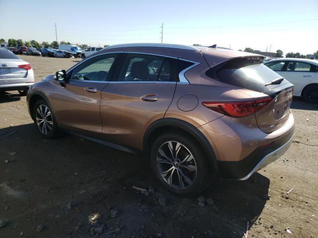 SJKCH5CR6HA016607 - 2017 INFINITI QX30 BASE BROWN photo 2