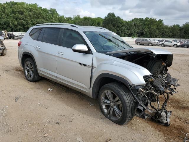 1V2SR2CA6JC545262 - 2018 VOLKSWAGEN ATLAS SEL SILVER photo 4